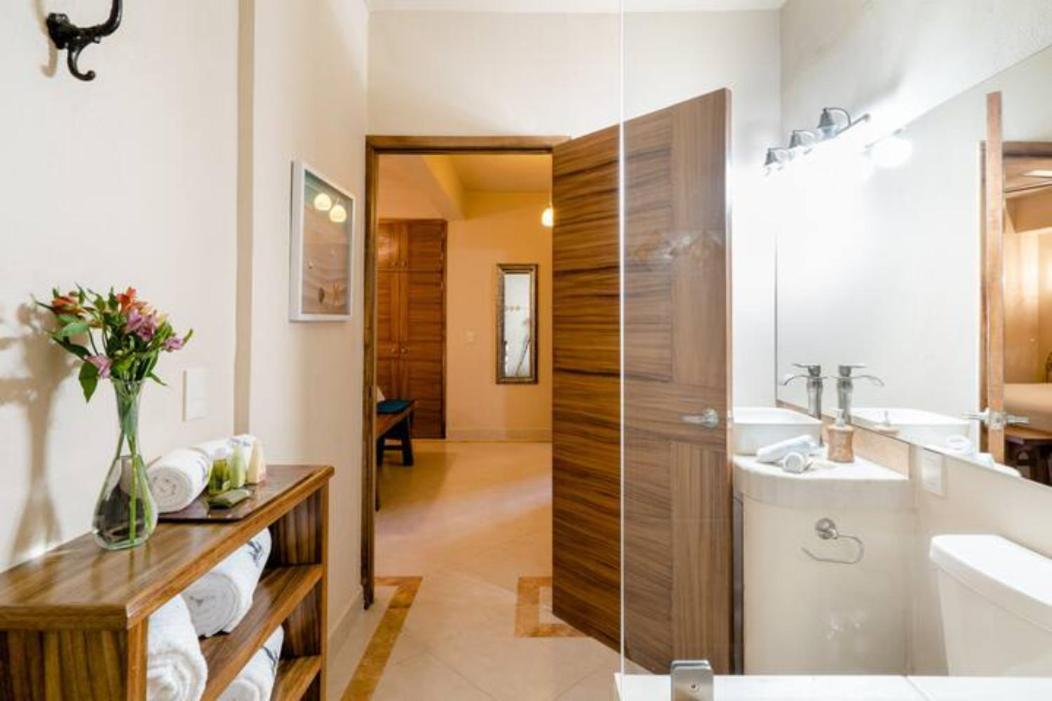 Apartment Bugambilia In Heart Of Romantic Zone Puerto Vallarta