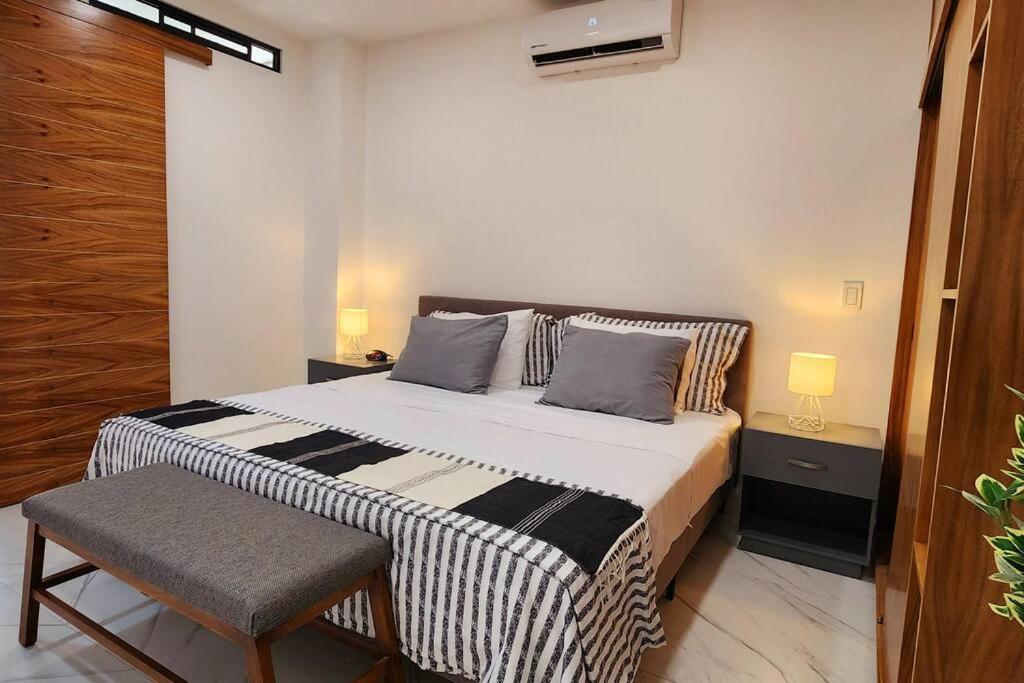 Apartment New Beautiful Rooftop & Romantic Ocean Views *
