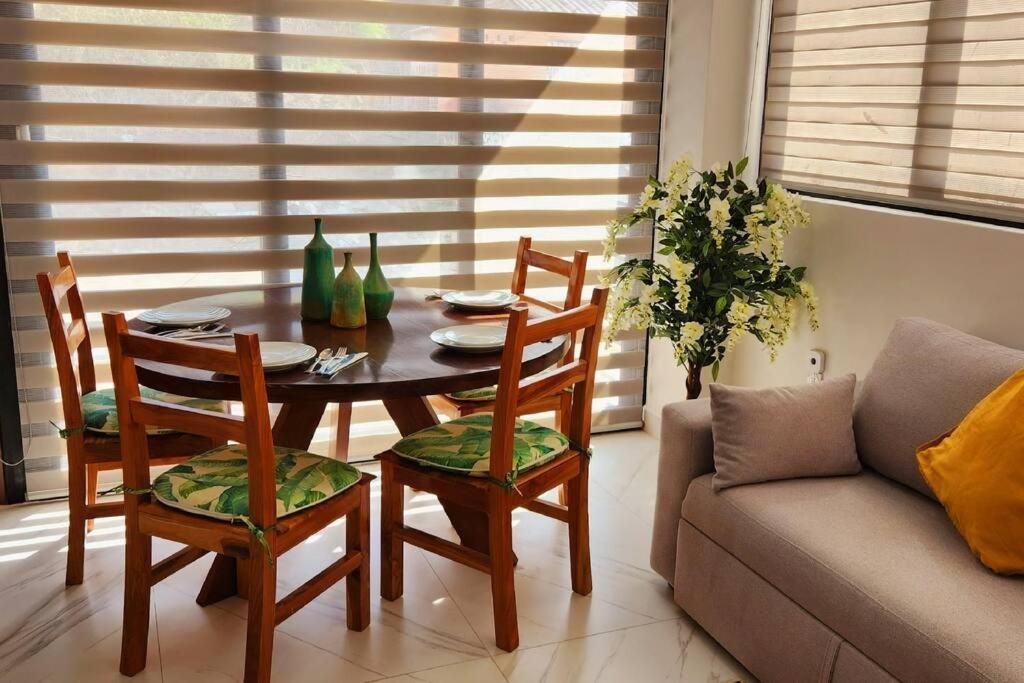 Apartment New Beautiful Rooftop & Romantic Ocean Views