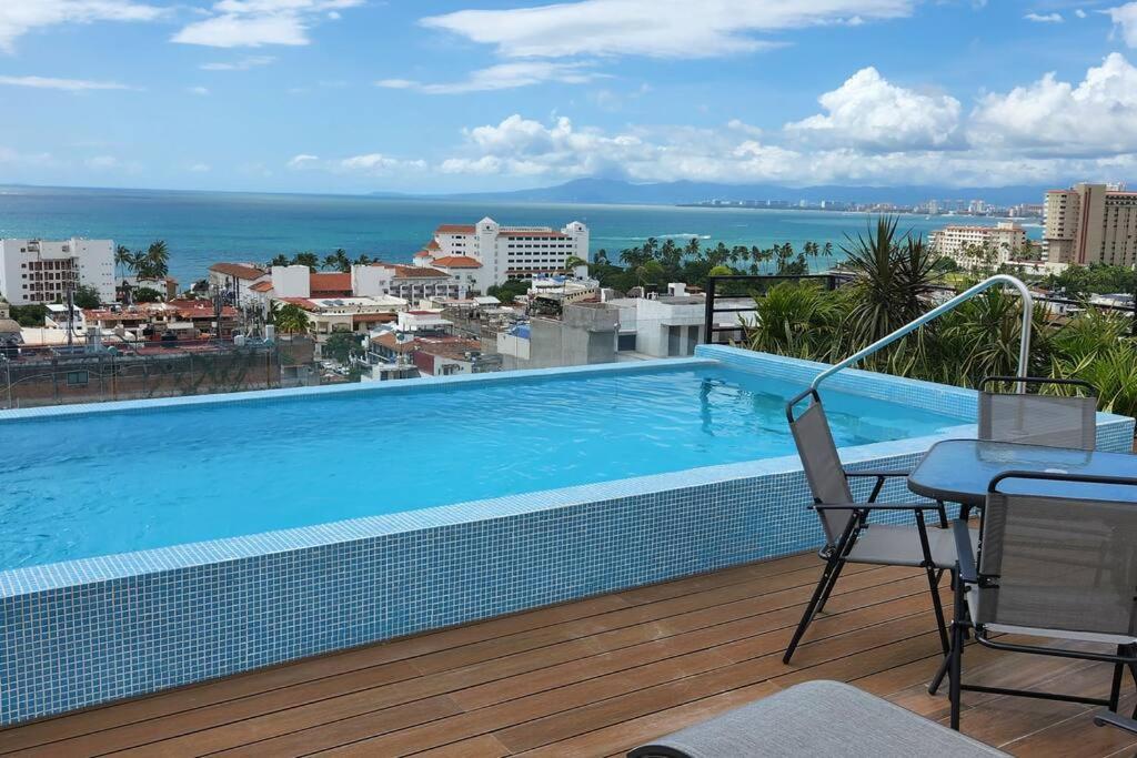 New Beautiful Rooftop & Romantic Ocean Views Apartment Puerto Vallarta