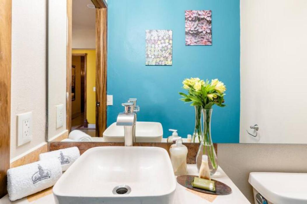 Apartment Bugambilia In Heart Of Romantic Zone Puerto Vallarta