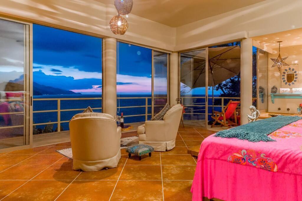 Oceanfront Villa, A Unique Experience Puerto Vallarta