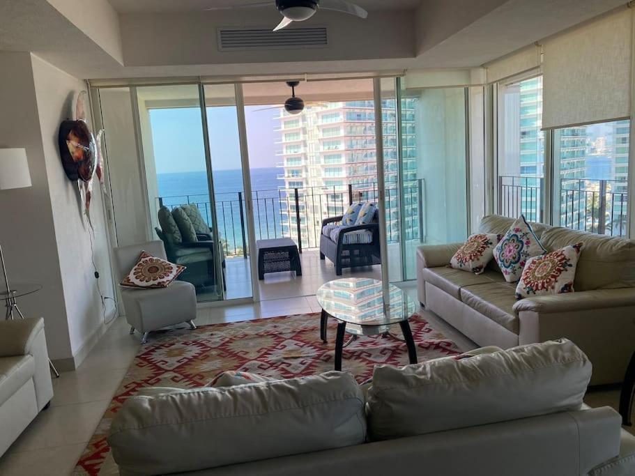 Ocean Front Grand Venetian Corner