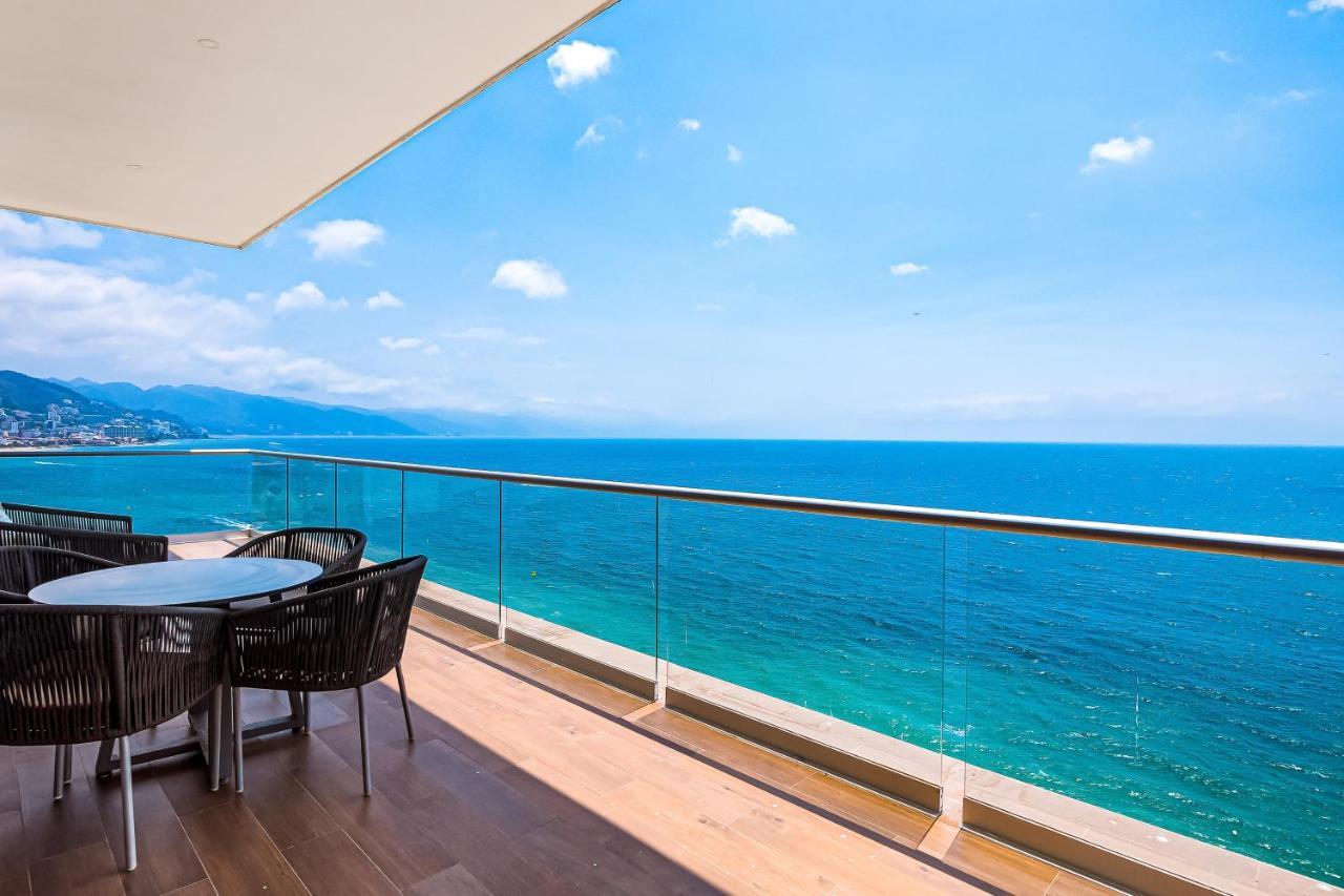 Harbor 171 Oceanfront Residences #14001 Ph * Puerto Vallarta