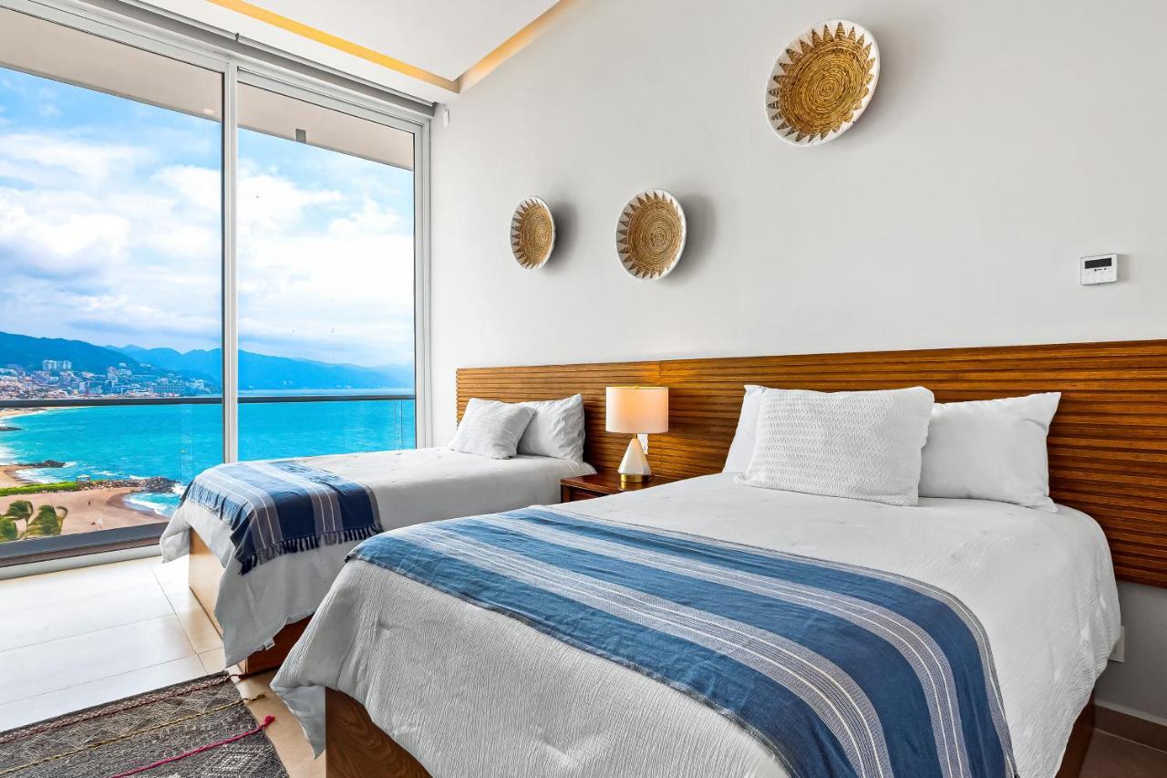 Holiday home Harbor 171 Oceanfront Residences #14001 Ph *