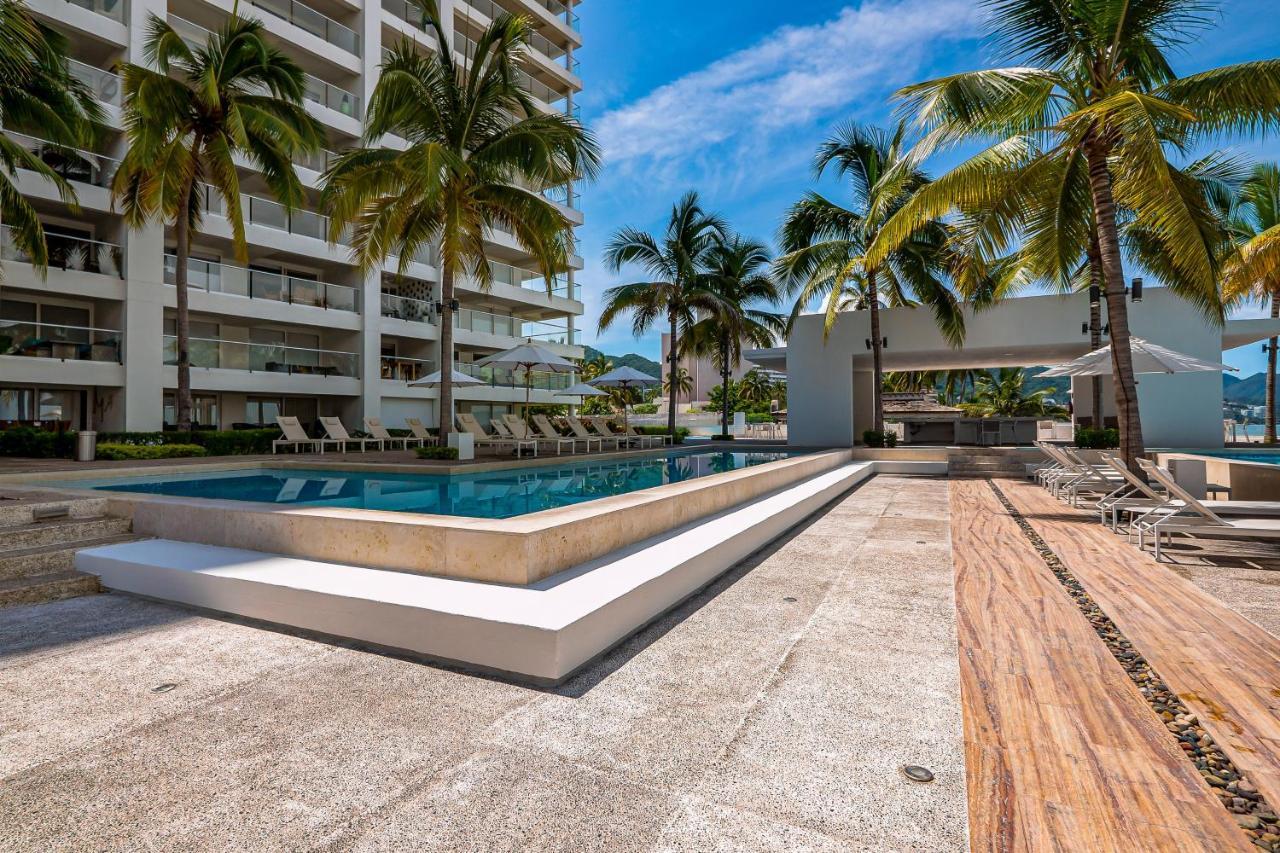 Harbor 171 Oceanfront Residences #14001 Ph Holiday home *