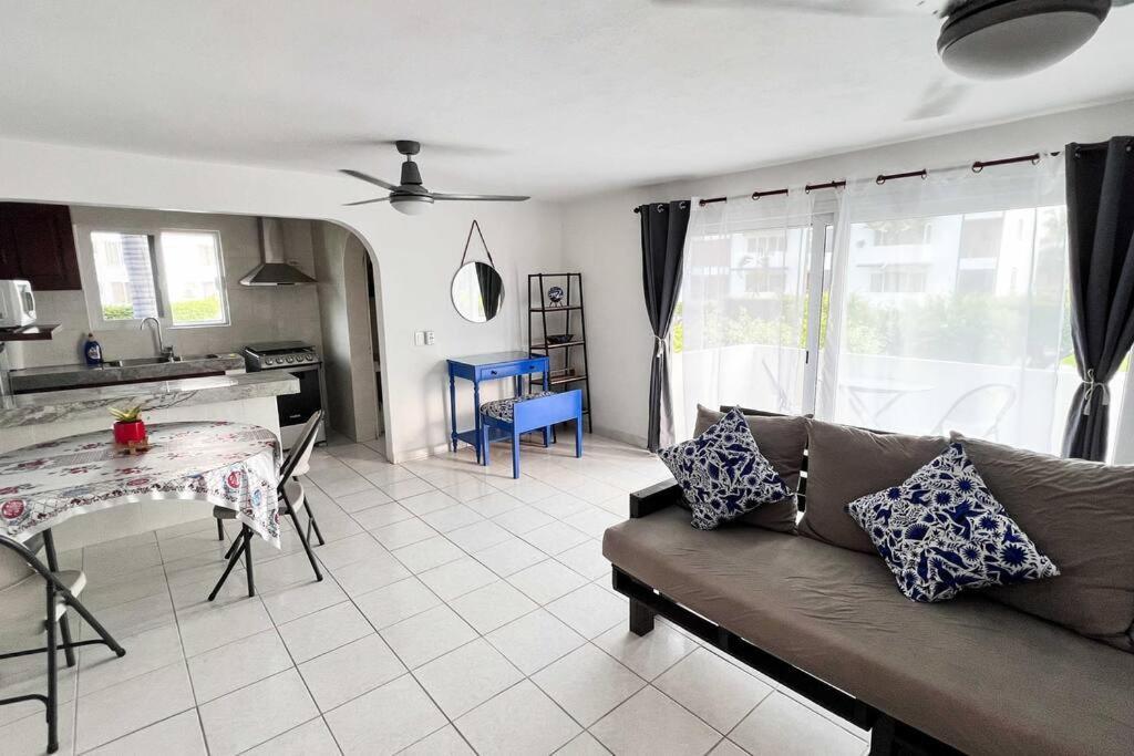 Near Beaches And Shops Apartamento Puerto Vallarta