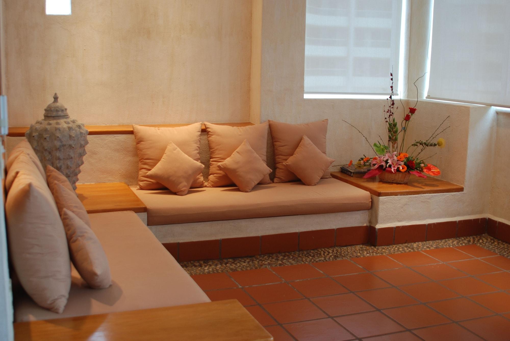 Eloisa Hotel