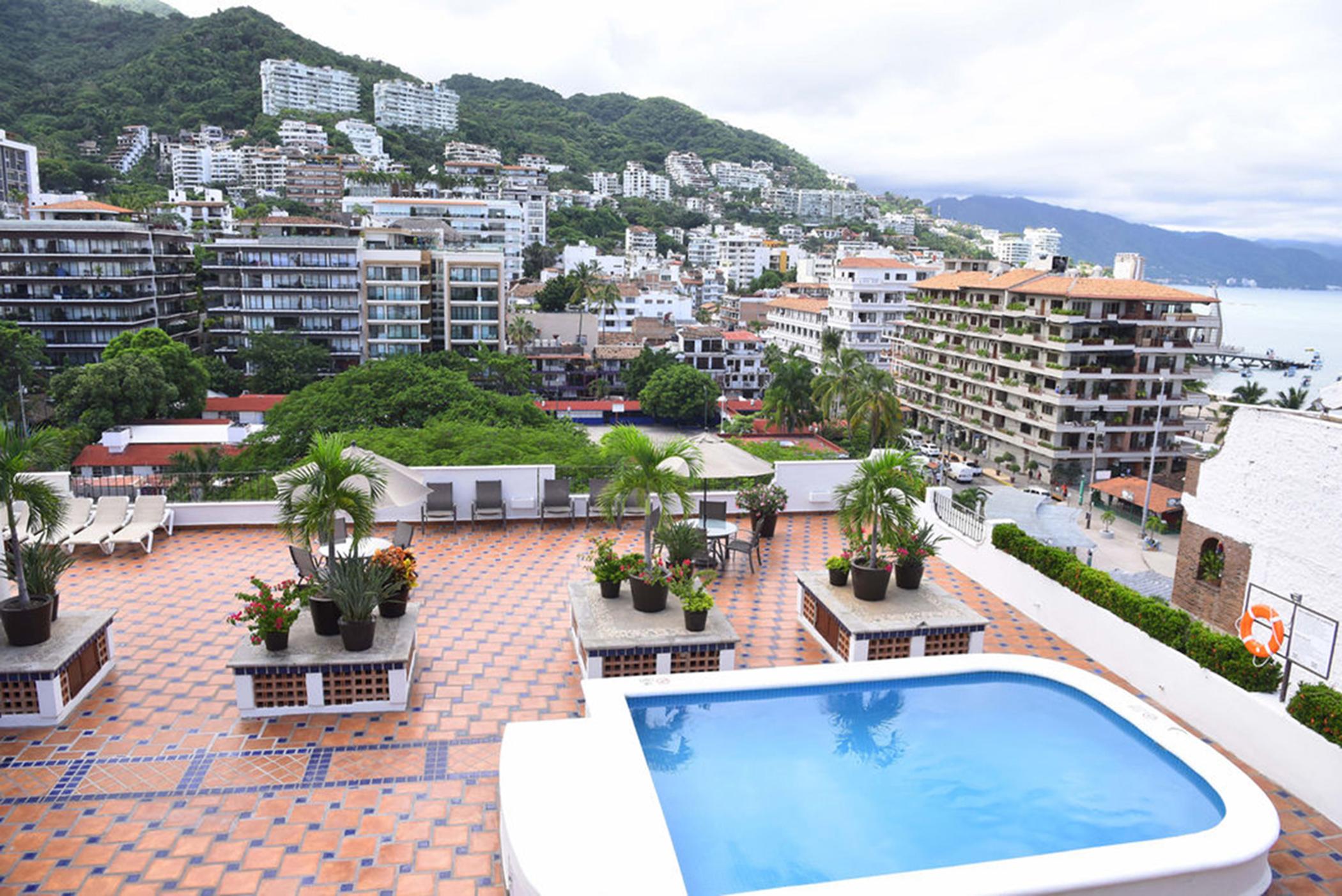 Eloisa Hotel