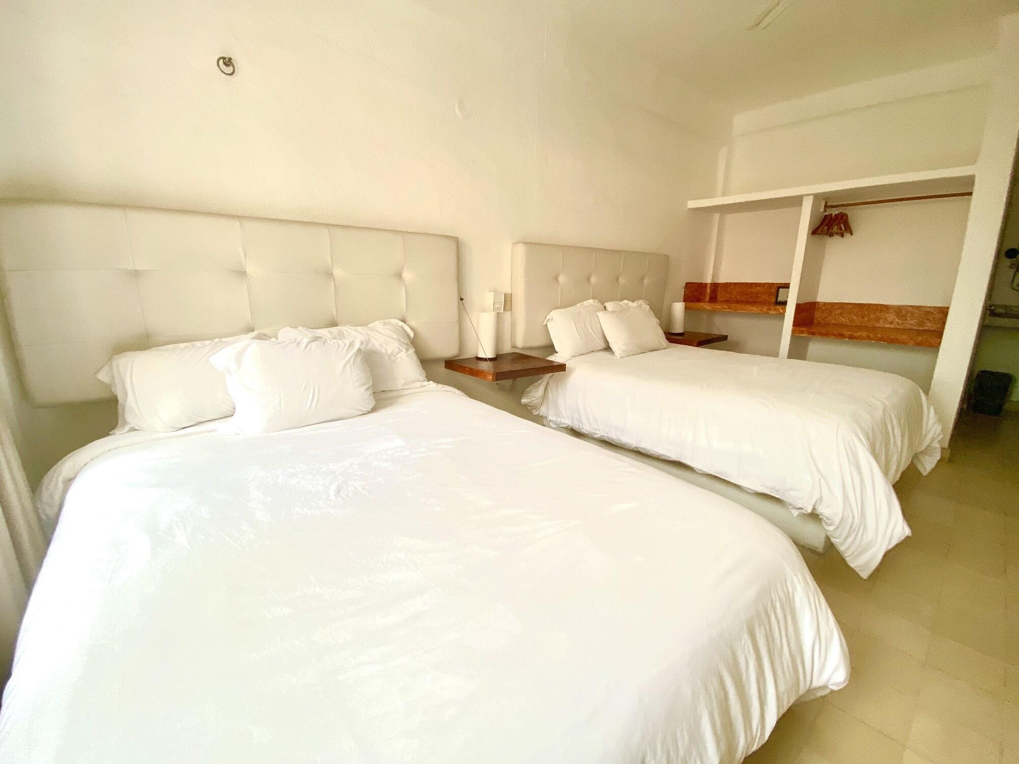 Amaca - Adults Only 4*