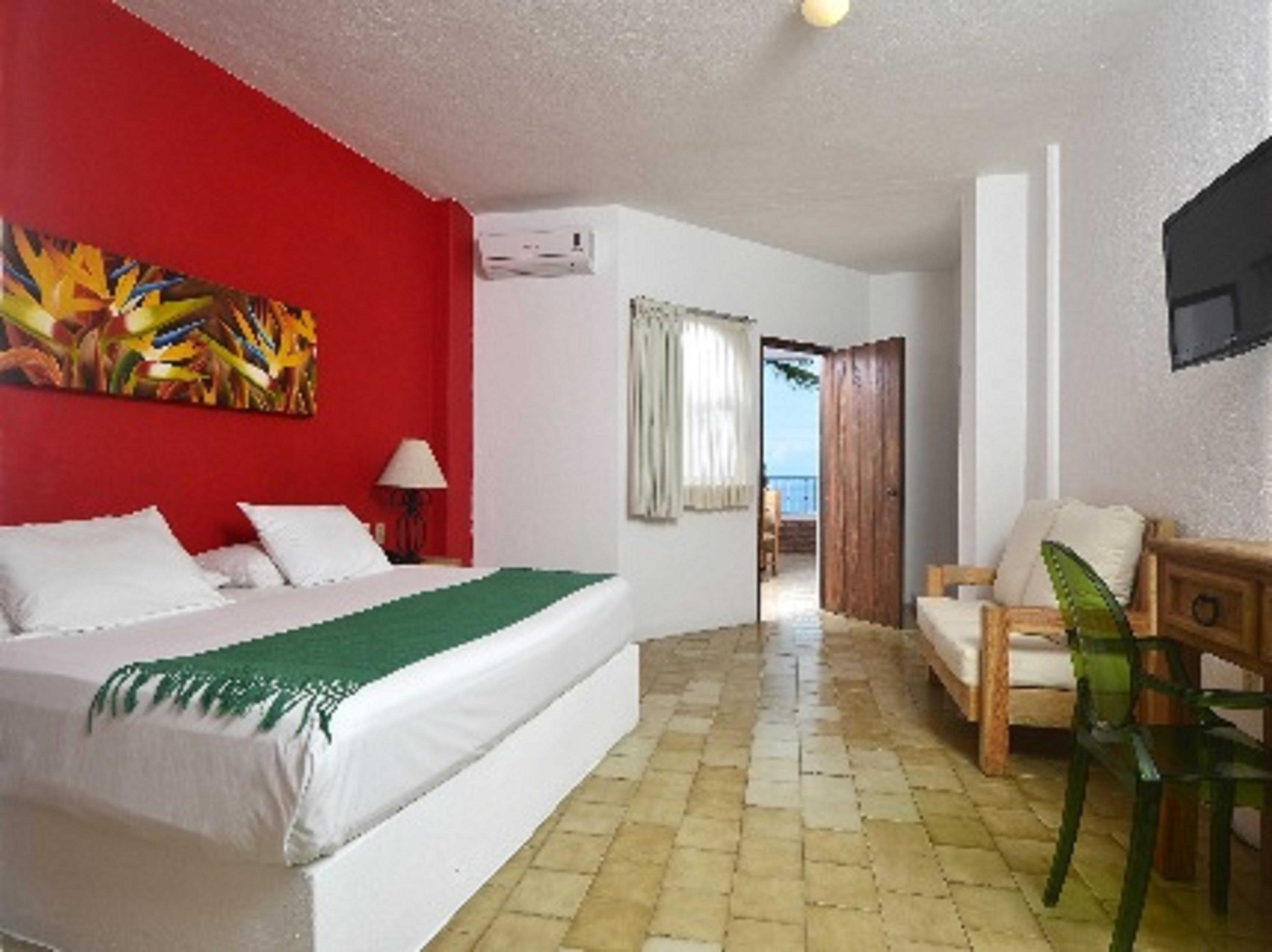 Hotel Emperador Vallarta Beachfront And 3*