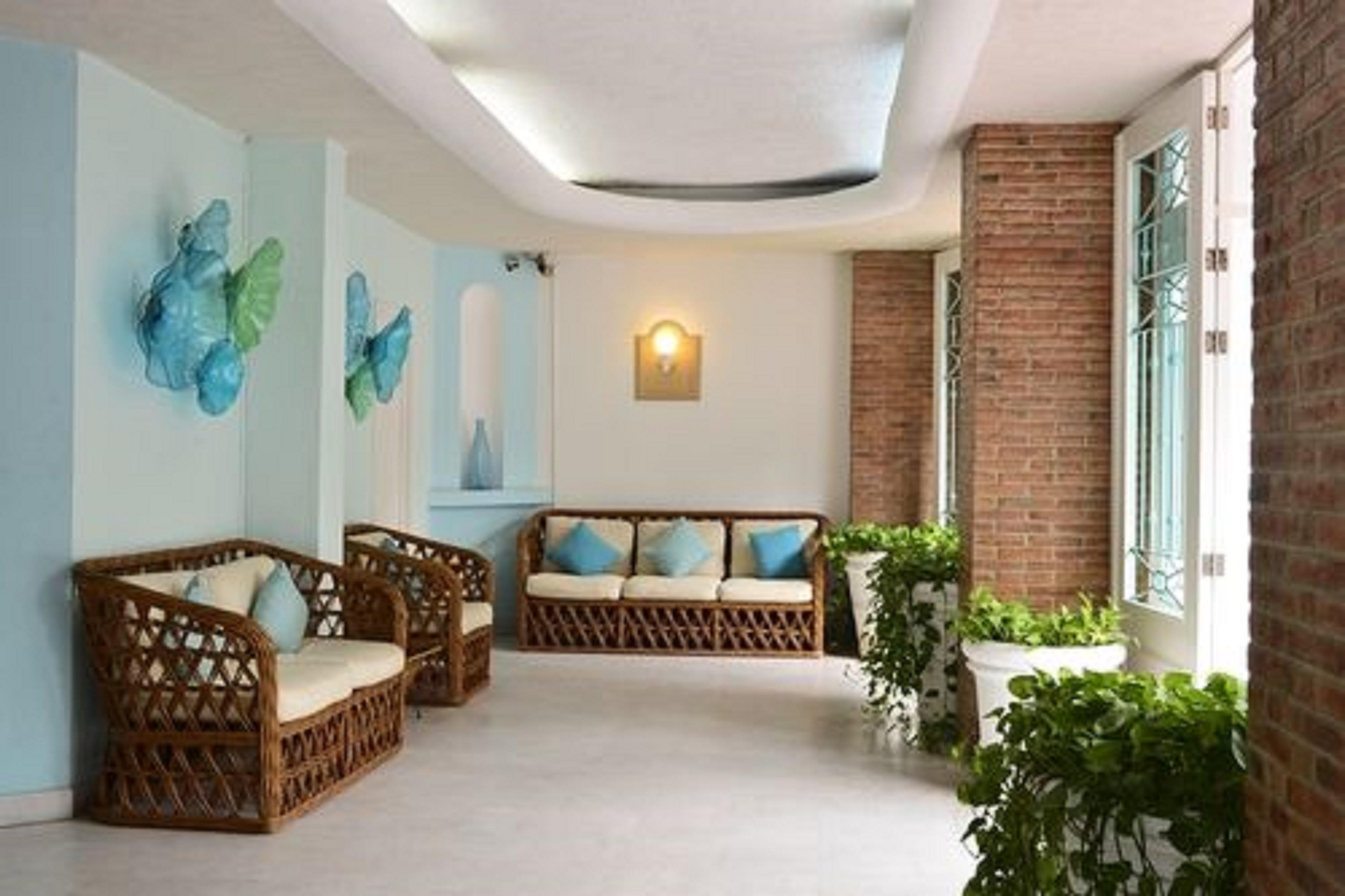 Hotel Emperador Vallarta Beachfront And