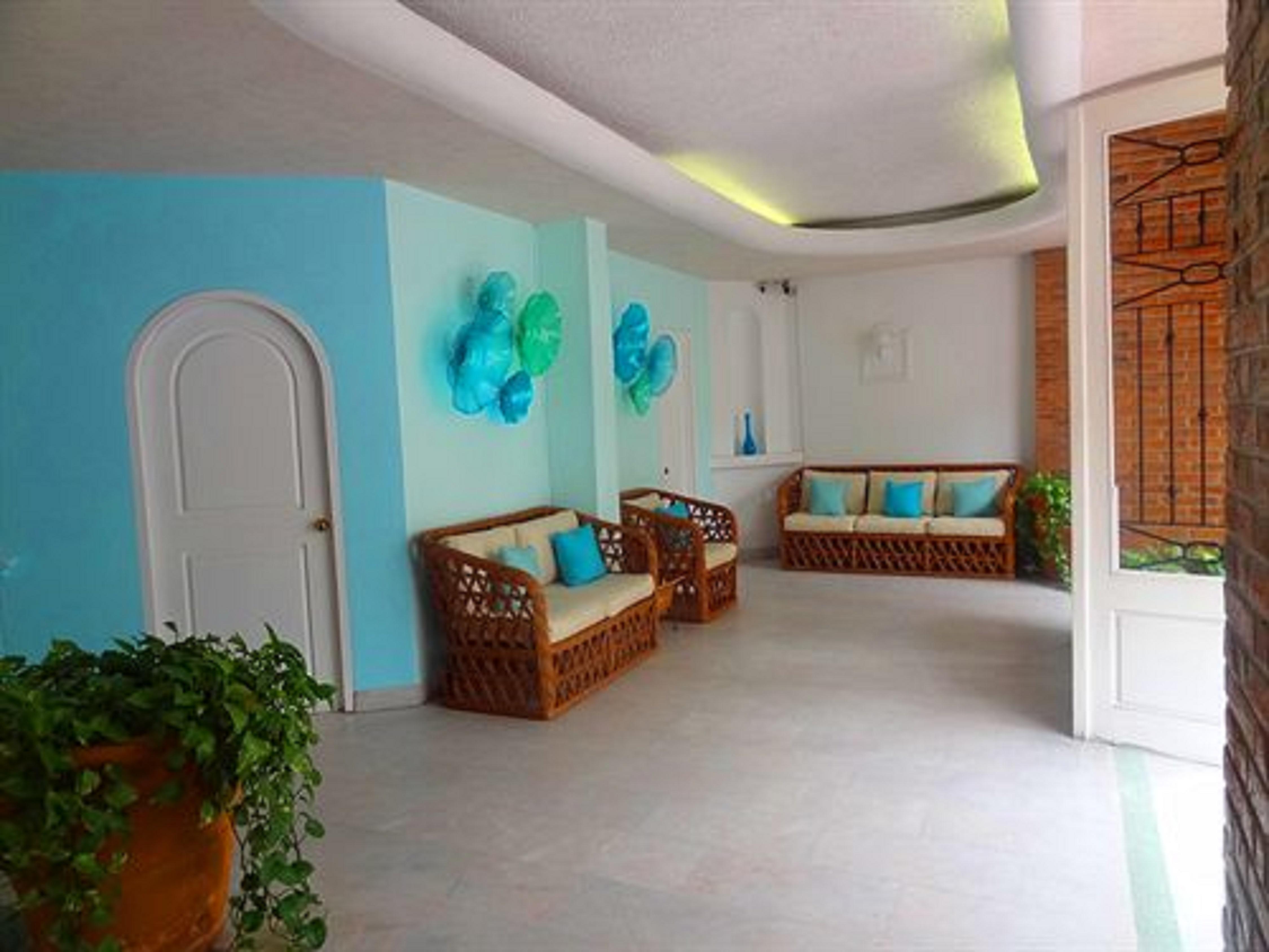 Hotel Emperador Vallarta Beachfront And
