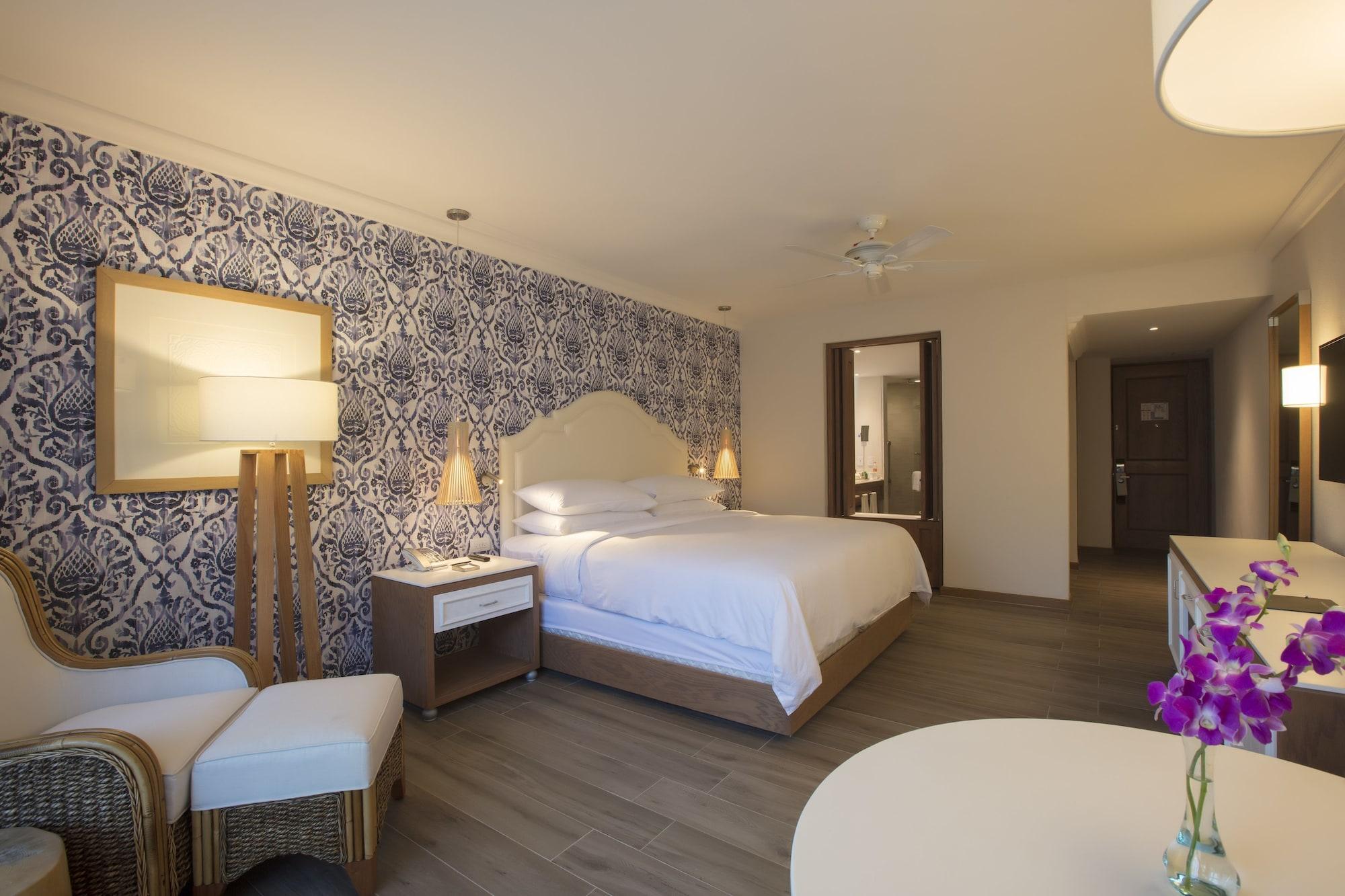 The Hacienda At Krystal Grand (adults Only)