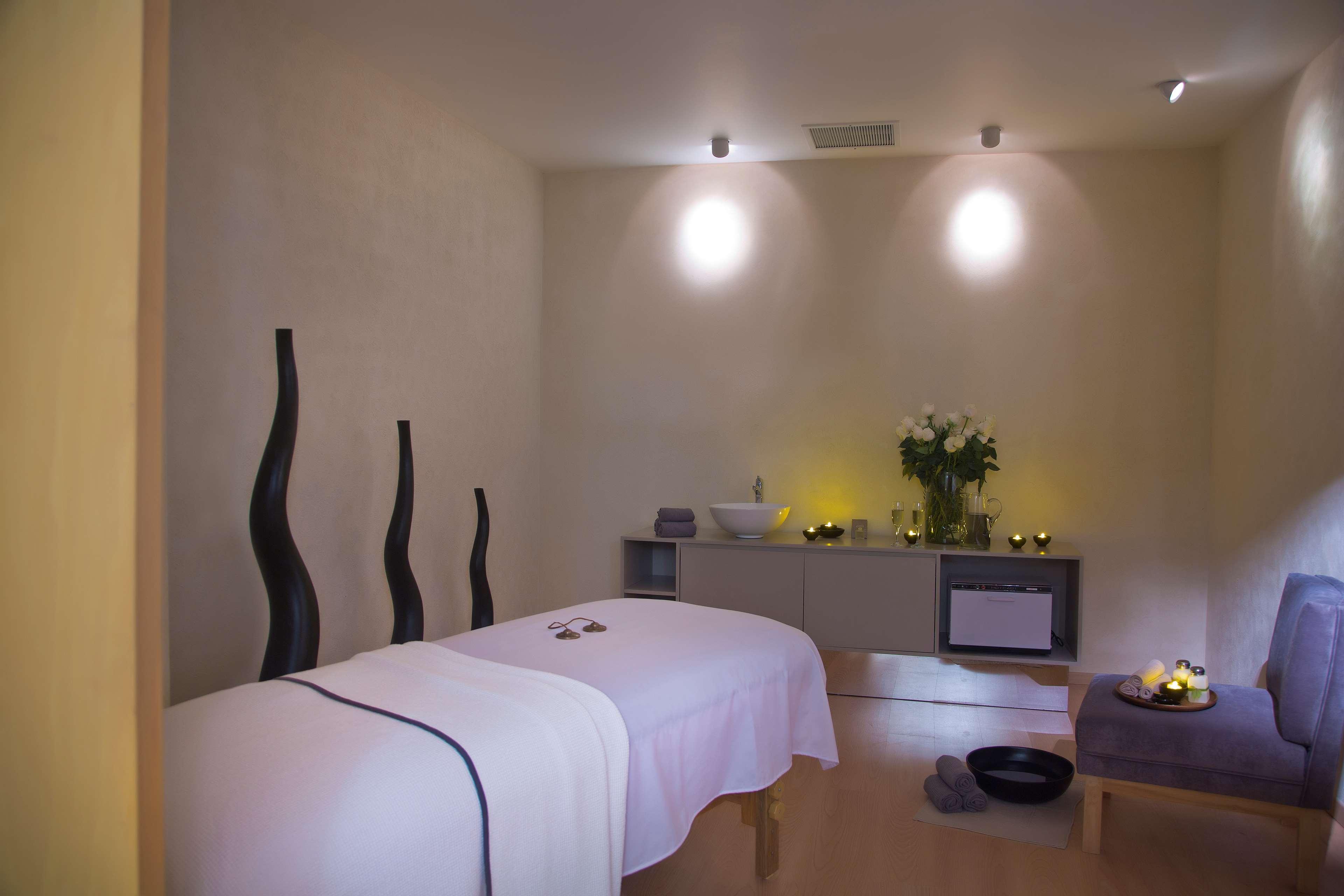 Resort The Hacienda At Krystal Grand (adults Only)