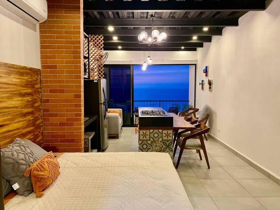 Apartment New Studio W/amazing Ocean View