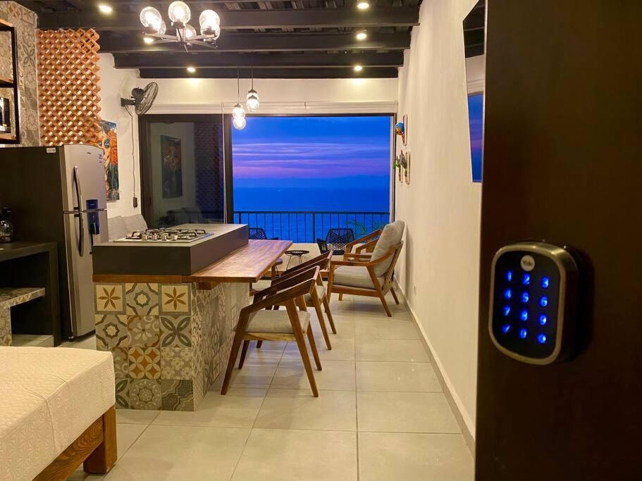 New Studio W/amazing Ocean View