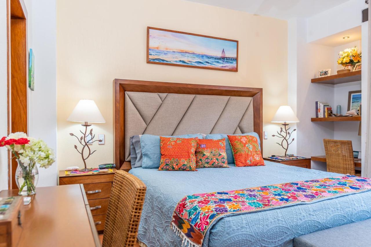 Romantic Zone Alta Vista 1 Bedroom, 2 Bed, 2 Bath, Caracol 2 Puerto Vallarta