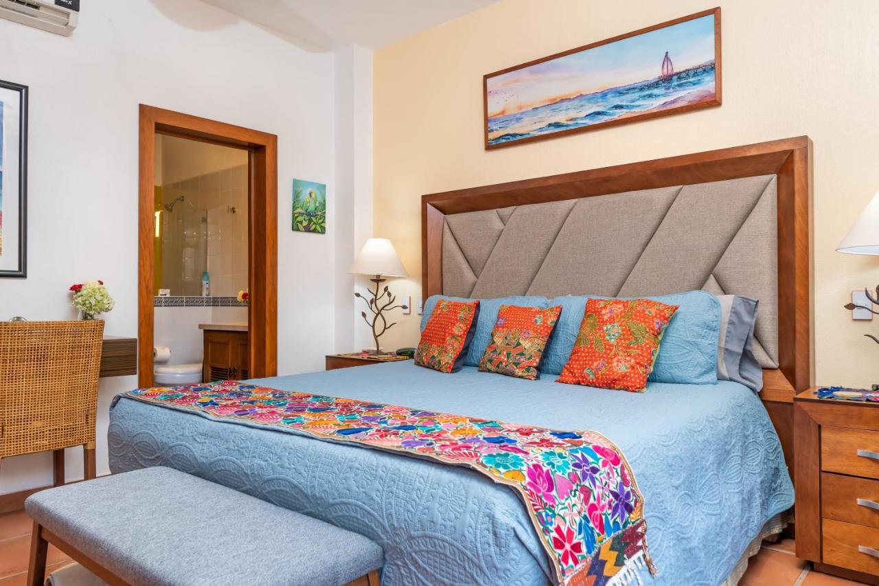 Romantic Zone Alta Vista 1 Bedroom, 2 Bed, 2 Bath, Caracol 2 Apartment Puerto Vallarta