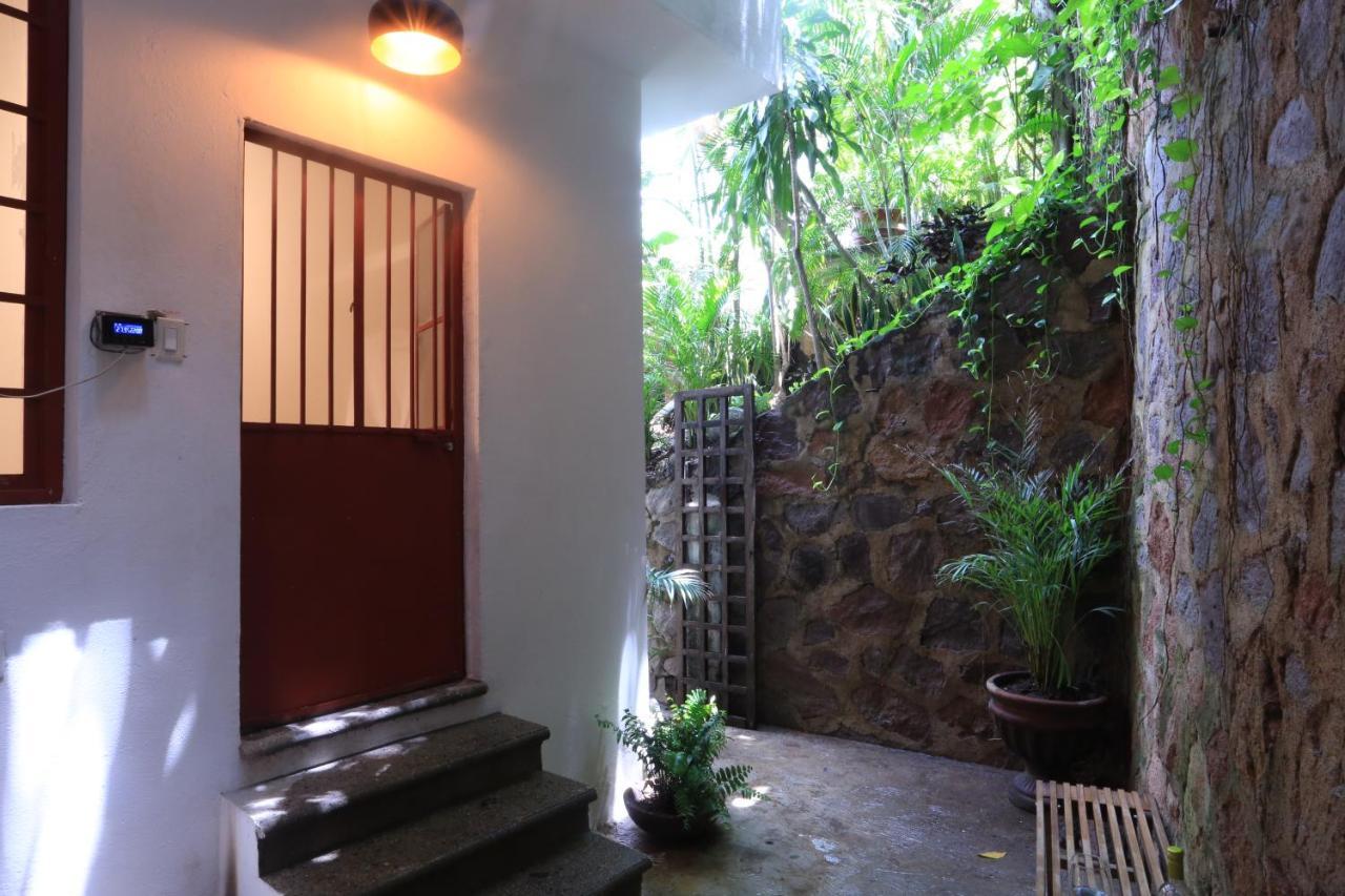 La Del Sol - Pool & And Staff Bed & Breakfast Puerto Vallarta