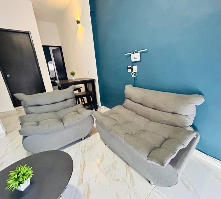 Apartamento Completo Con A/c A 2 Cuadras De La Playa *