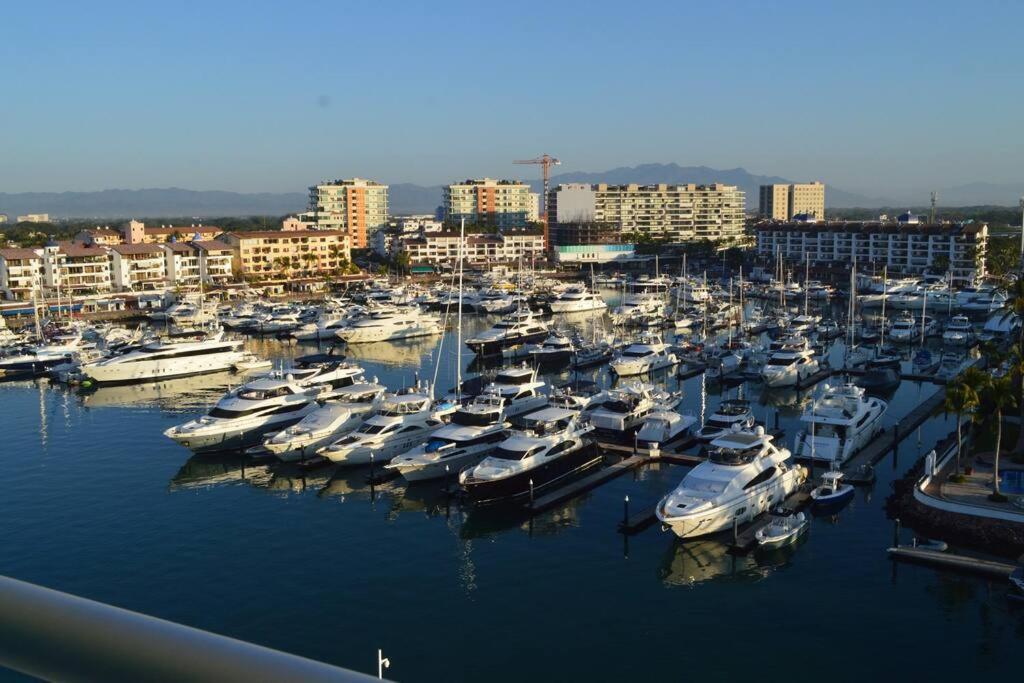 Apartment Luxury On The Marina Puerto Vallarta