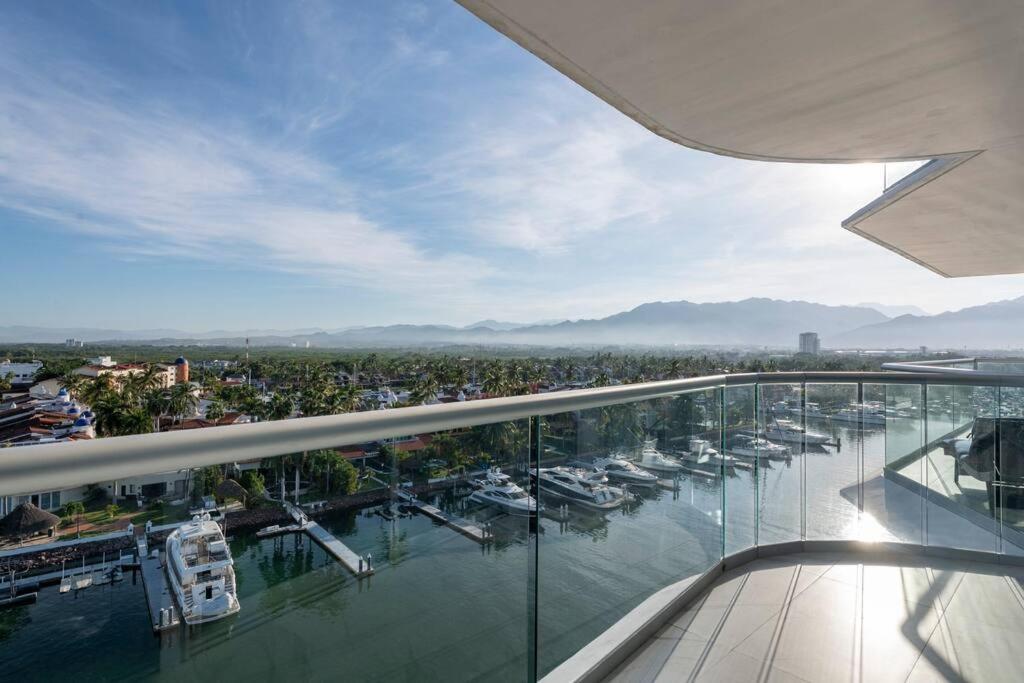 Luxury On The Marina Apartment Puerto Vallarta