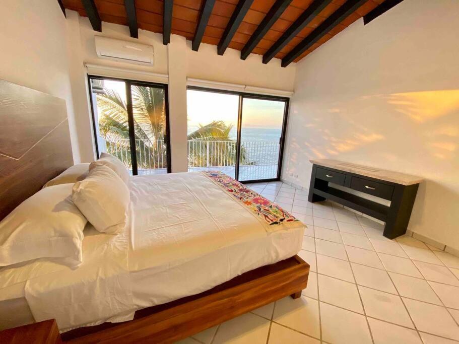 Amazing Views Pool & Ocean Access - Del Mar Pv #2 Holiday home