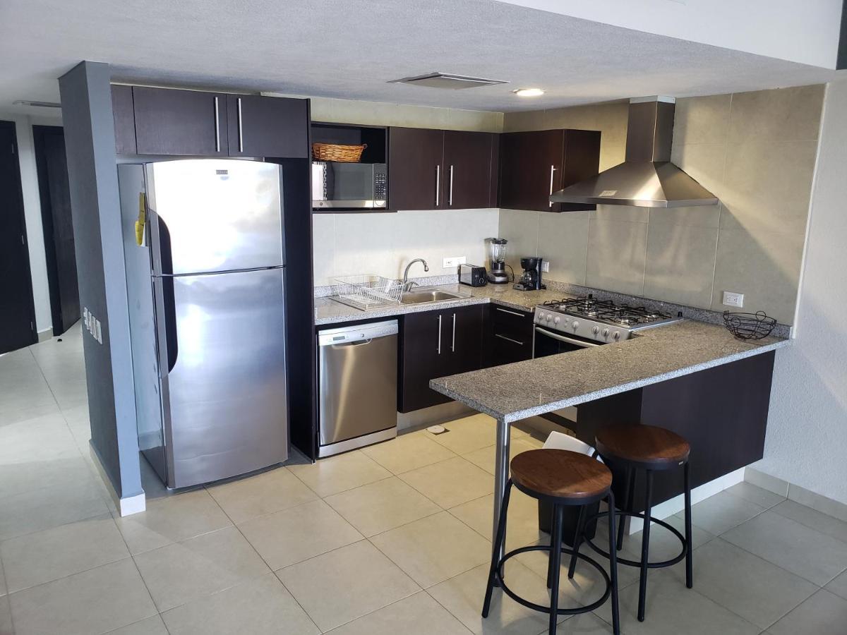 Apartment Grand Venetian-condo Puerto Vallarta