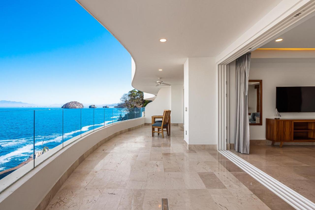Blue Horizon 303 @ Residences