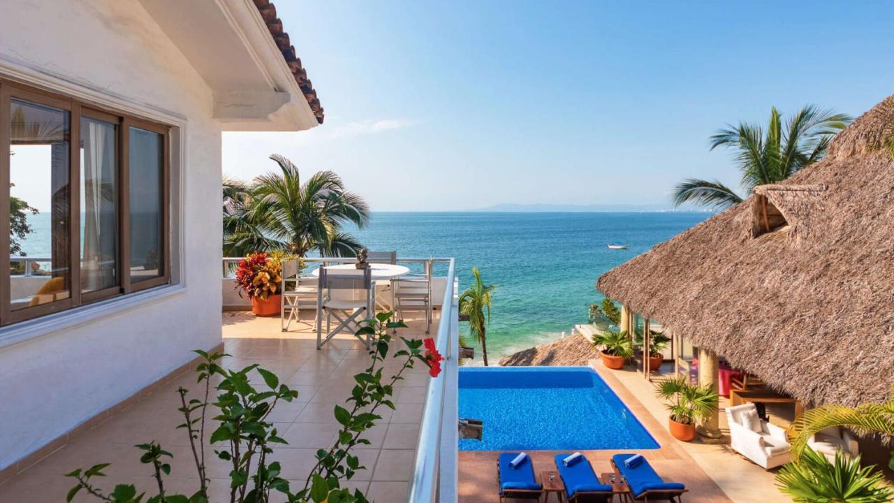 Beachfront Salinas House