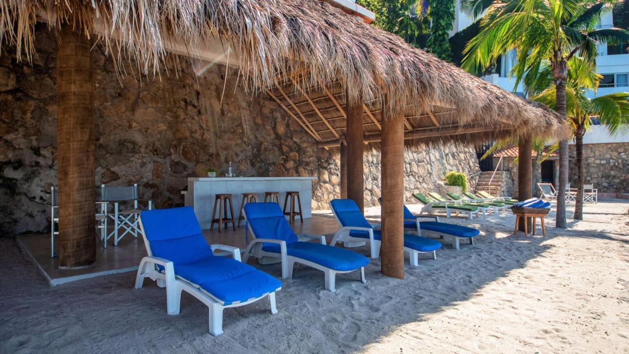 Beachfront Salinas House * Puerto Vallarta