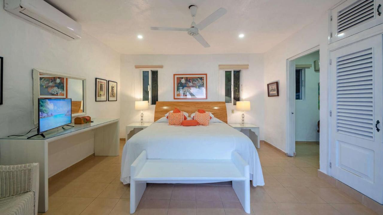 Beachfront Salinas House Puerto Vallarta