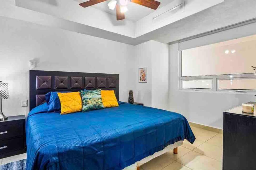 Apartment Front~ Jacuzzi ~ Spectacular Ocean Views Puerto Vallarta