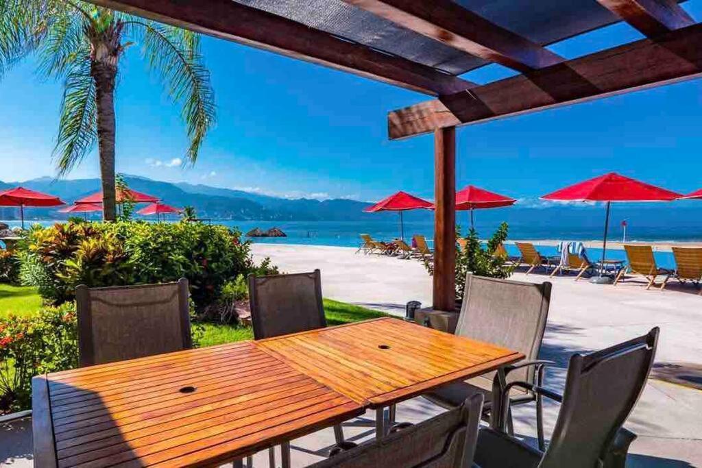 Front~ Jacuzzi ~ Spectacular Ocean Views Puerto Vallarta