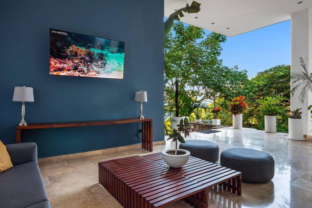 Stunning Views~2 Min-romantic Zone~free Transport~ *