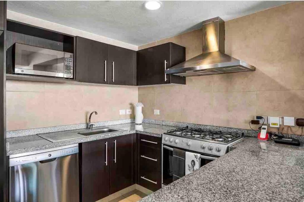 Front~ Jacuzzi ~ Spectacular Ocean Views Apartment Puerto Vallarta