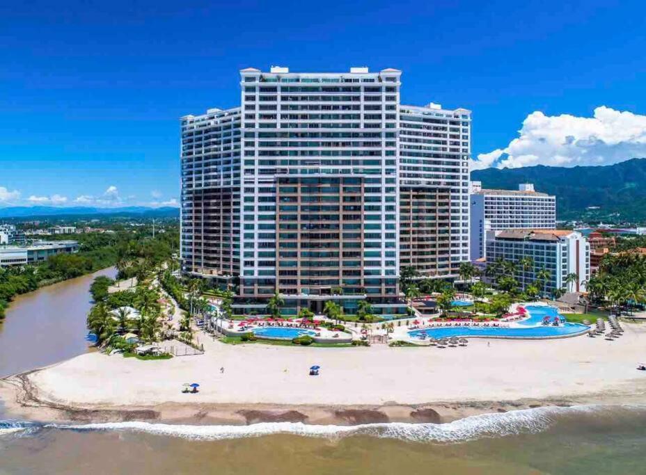 Front~ Jacuzzi ~ Spectacular Ocean Views * Puerto Vallarta
