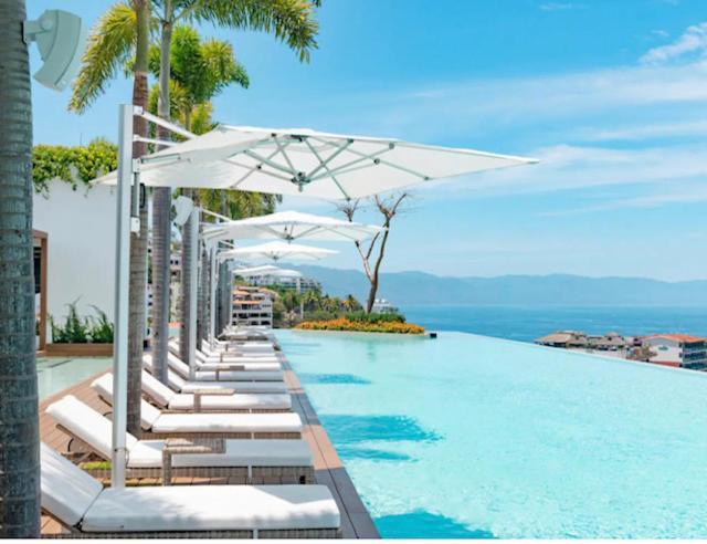 Apartment Luxury Condo-in The Heart Of Zona Romantica, Steps From Restaurants, Shops And Nightlife Puerto Vallarta