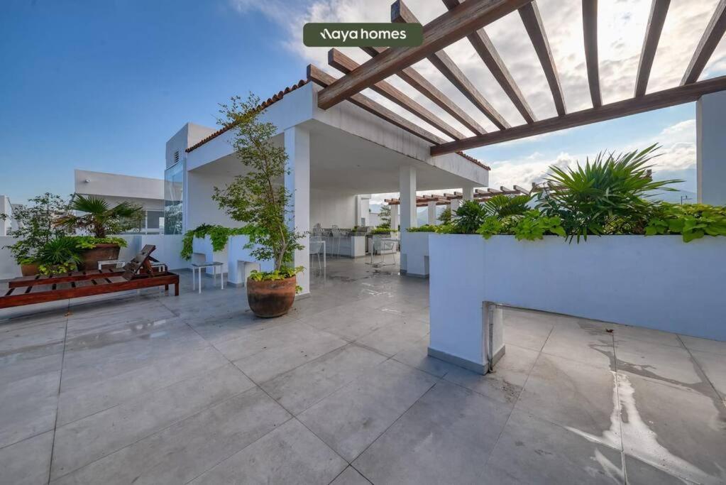 Apartment Equipped 2br In Versalles - Pool - King Bed