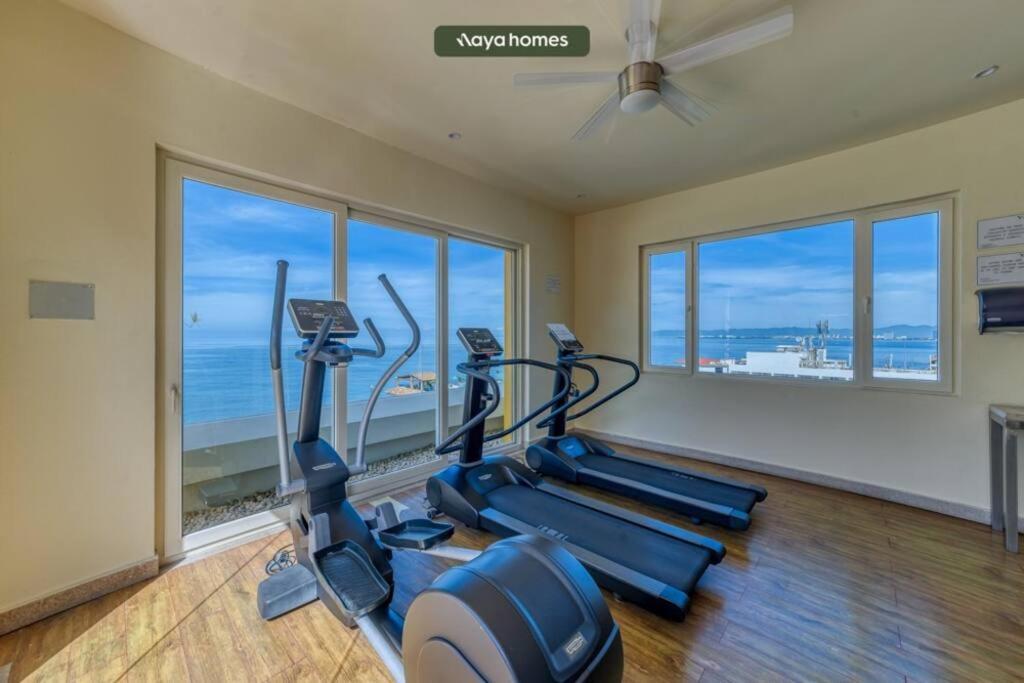 Chic W/rooftop Pool - Ocean View - King Bed