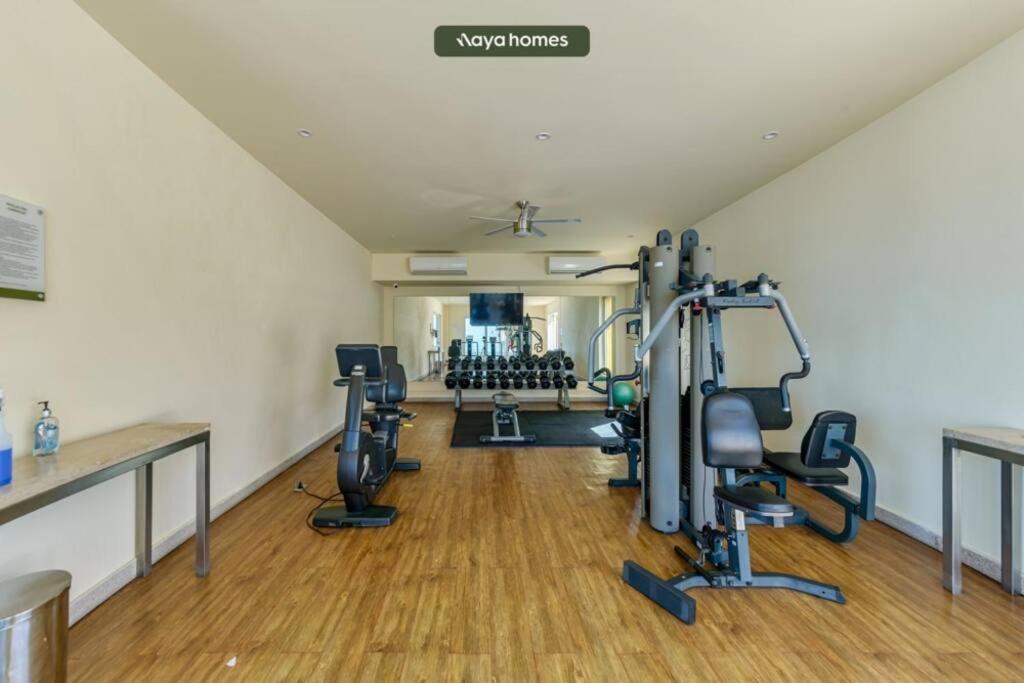 Chic W/rooftop Pool - Ocean View - King Bed Apartment *