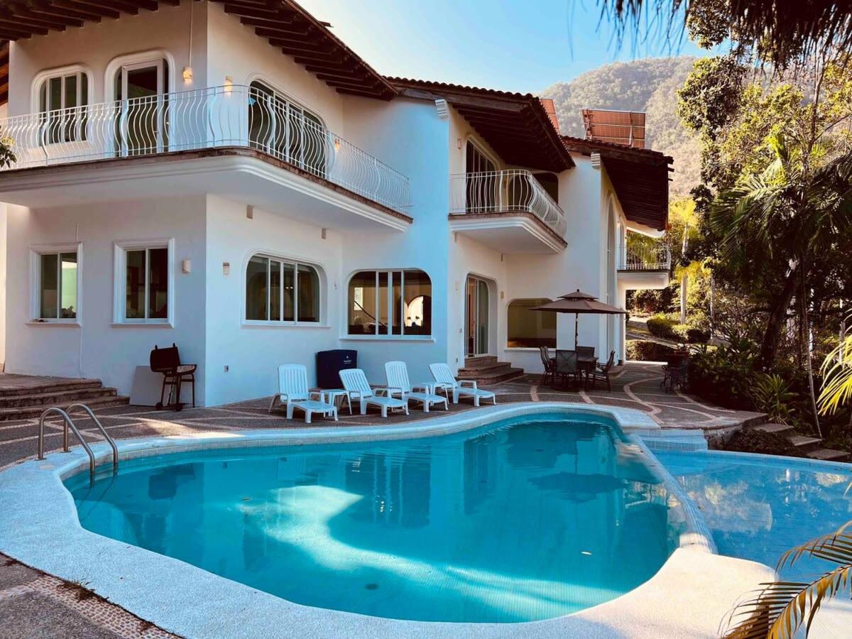 Martha Garza Blanca - Private Heated Pool Villa