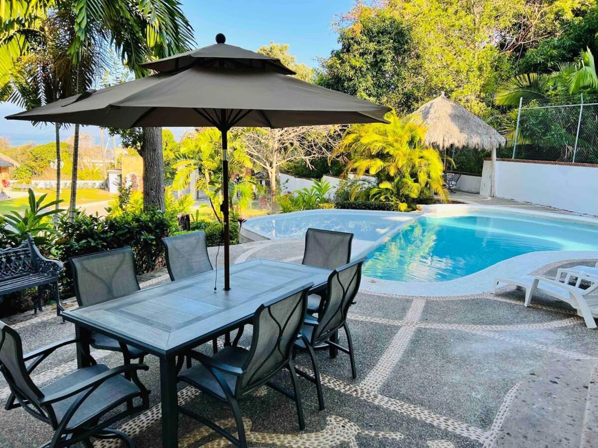 Martha Garza Blanca - Private Heated Pool Villa *