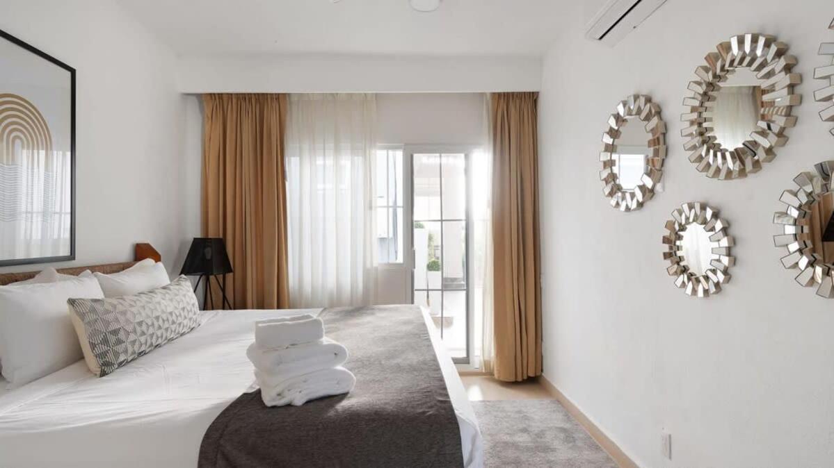 2 Bedroom Penthouse Paradise Near The
