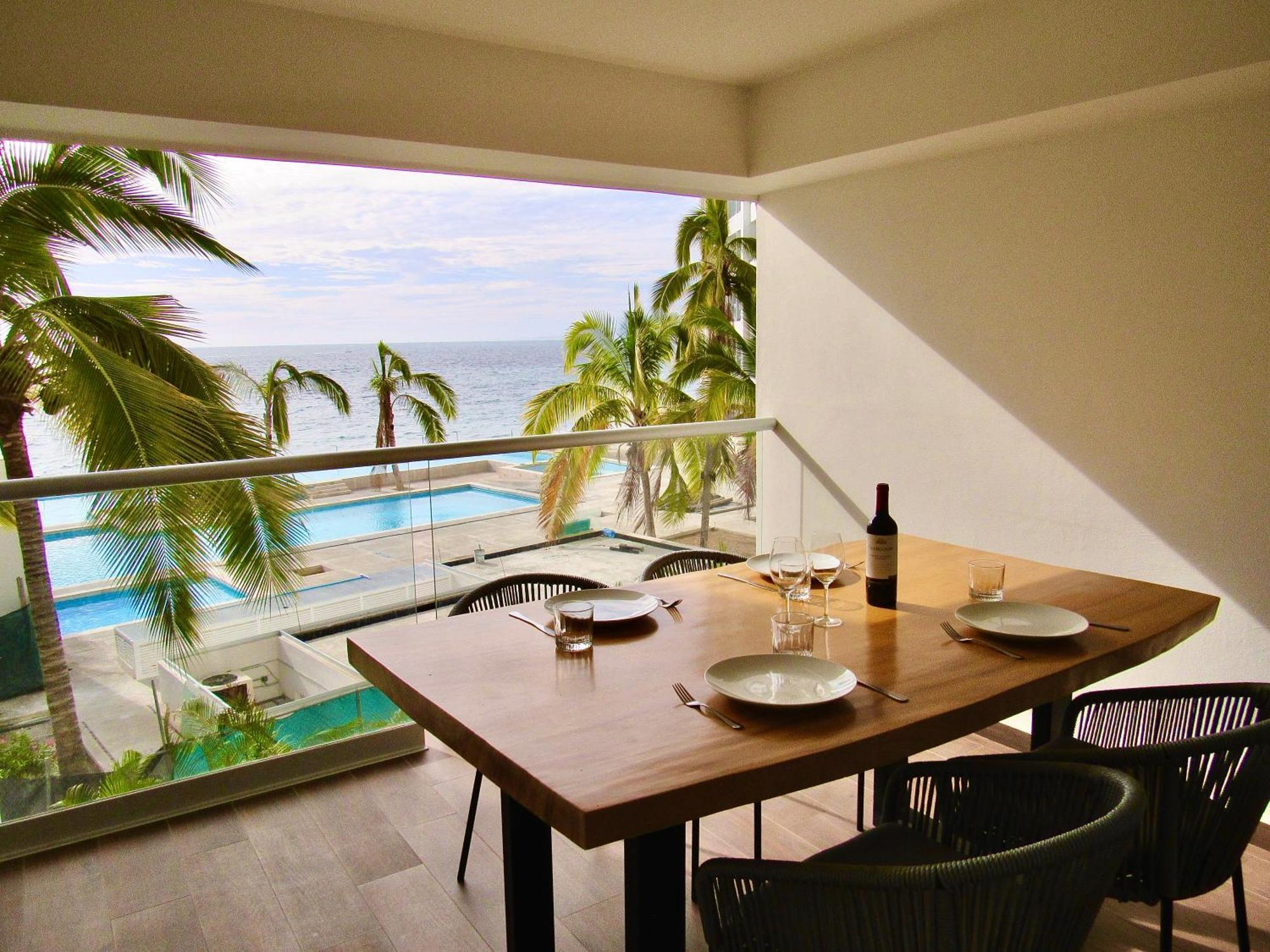 Harbor3008a Spectacular Beachfront By Moikkarentals *