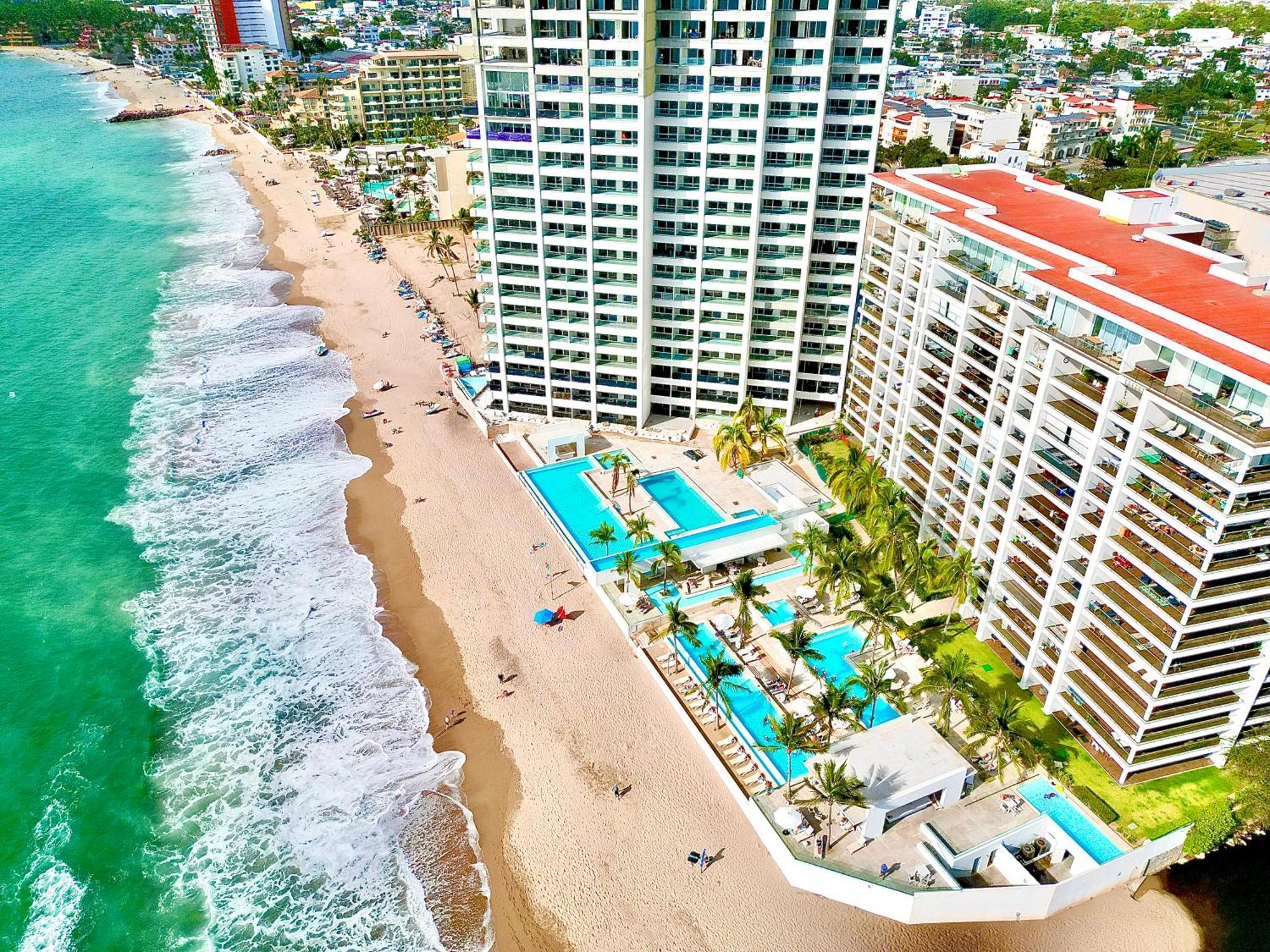 Harbor3008a Spectacular Beachfront By Moikkarentals