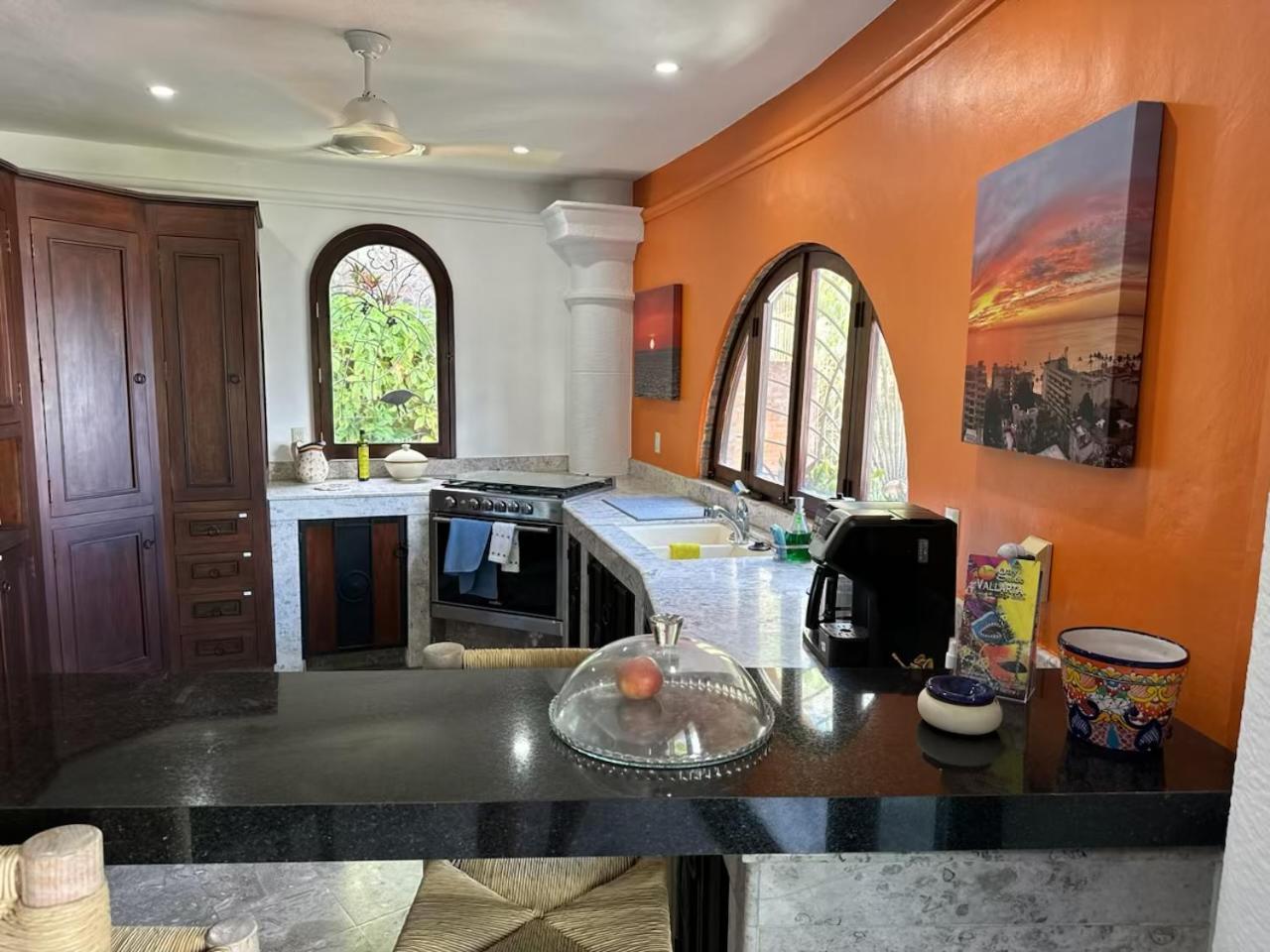 Apartment New Listing Zona Romantica, 2bd, 3 Bath