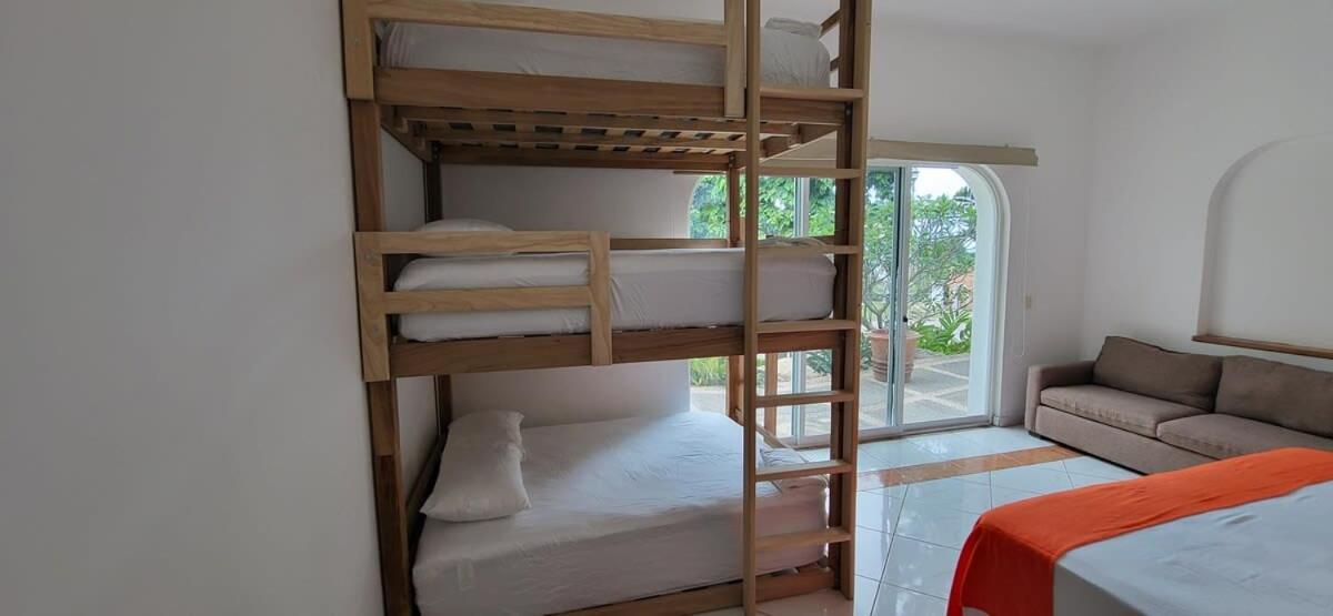 Martha Garza Blanca - Private Heated Pool Villa