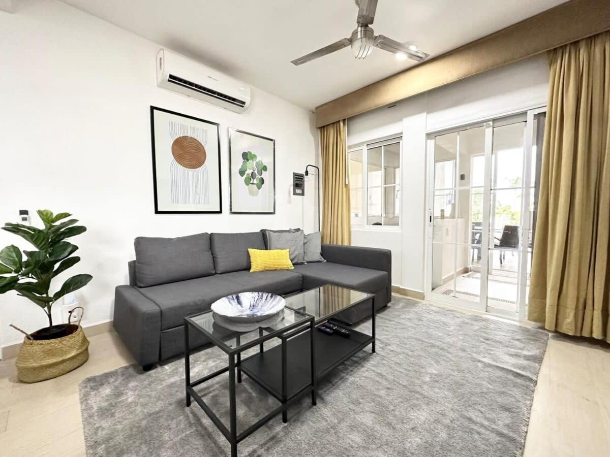 Apartment 2 Bedroom Penthouse Paradise Near The